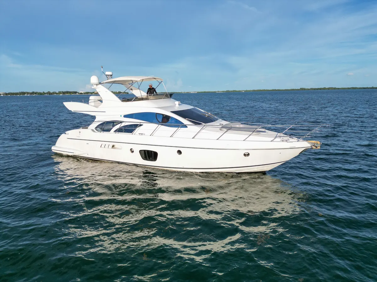 58ft Motor Yacht — photograph 25 of 27