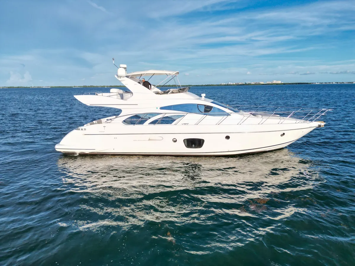 58ft Motor Yacht — photograph 21 of 27