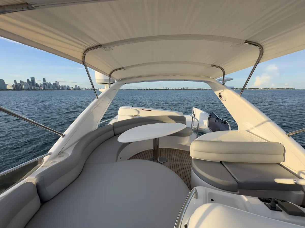 58ft Motor Yacht — photograph 24 of 27