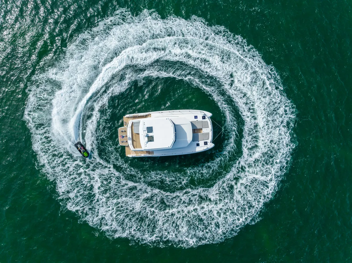60ft Power Catamaran — photograph 103 of 107