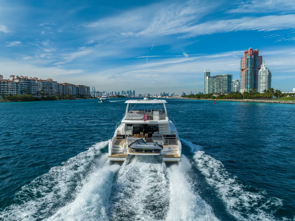 60ft Power Catamaran — photograph 41 of 107
