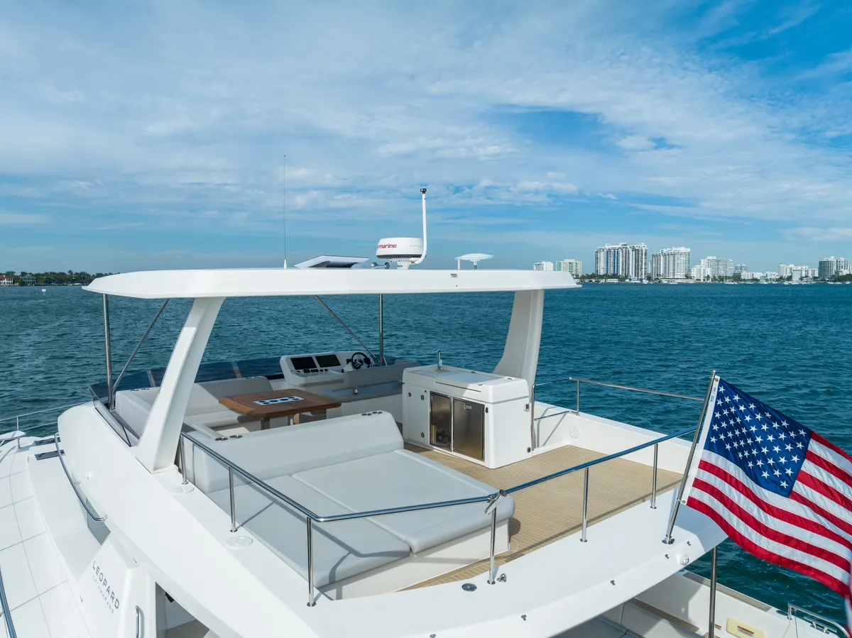 60ft Power Catamaran — photograph 21 of 107