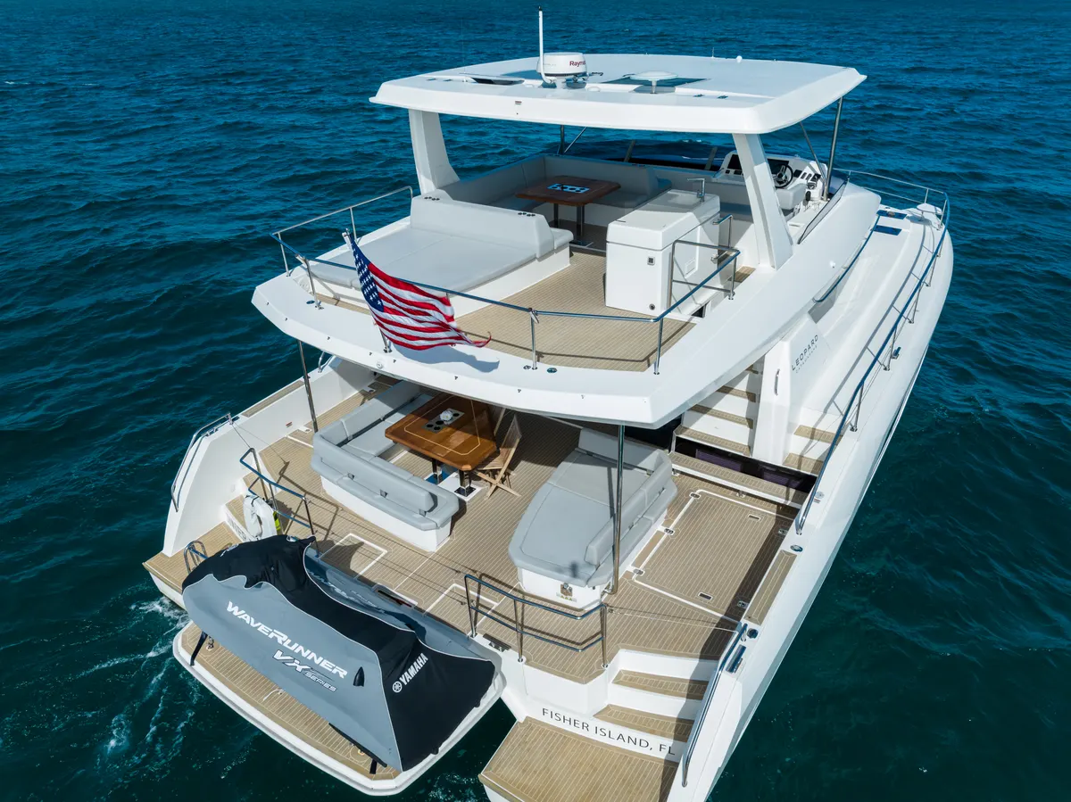 60ft Power Catamaran — photograph 90 of 107