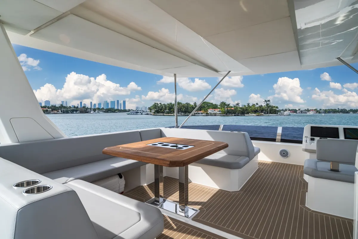 60ft Power Catamaran — photograph 68 of 107