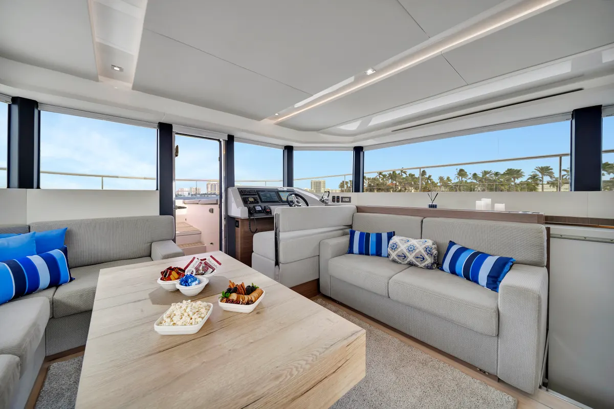 60ft Power Catamaran — photograph 87 of 107