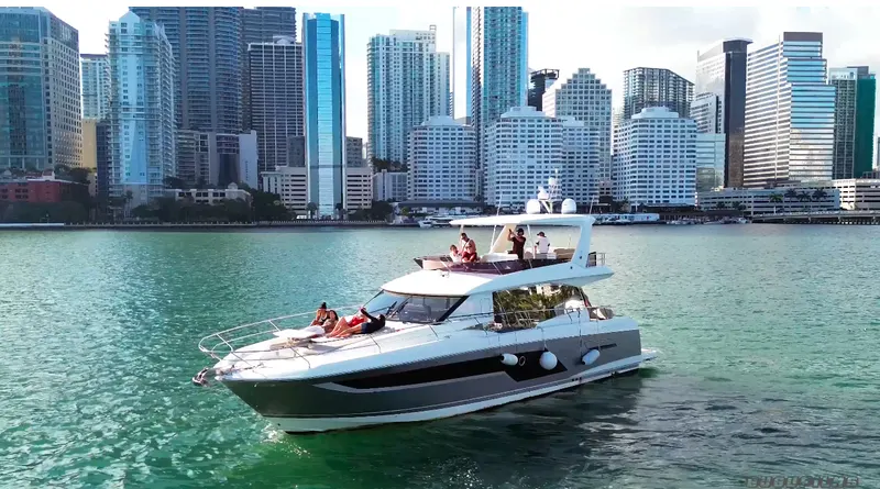 65ft Motor Yacht, 65-foot French shipyard, on charter in Miami