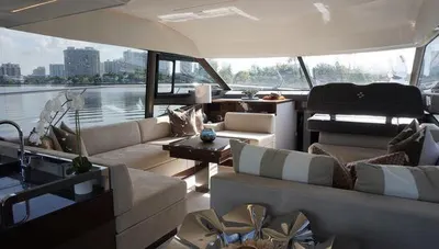 65ft Motor Yacht — photograph 5 of 16