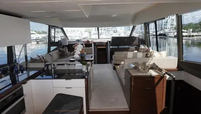 65ft Motor Yacht — photograph 10 of 16