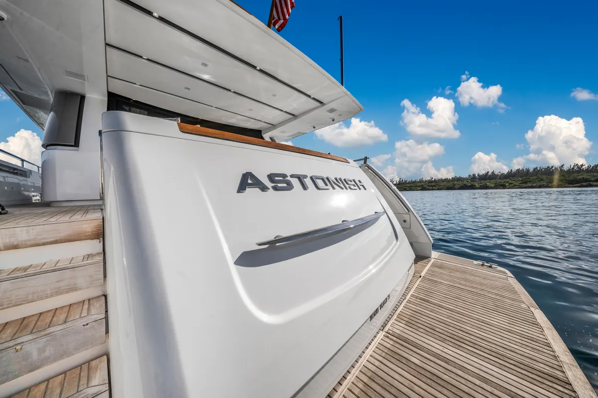 Astonish — photograph 115 of 126