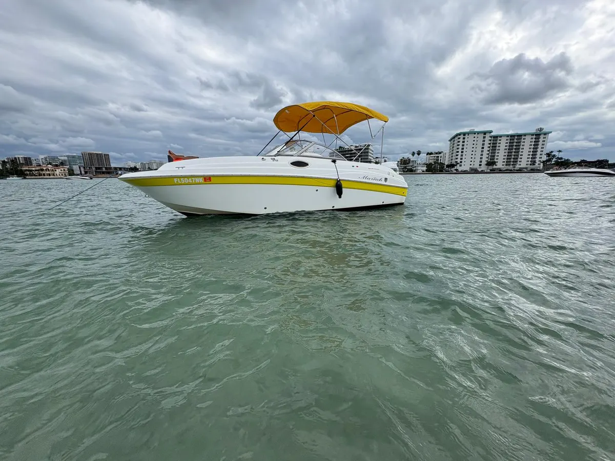 Open 23, 23-foot Open boat, on charter in Miami